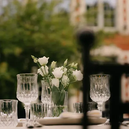 Couette-café The Notary 5*